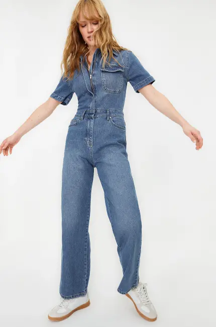 Combinaison en jean bleu uni poches